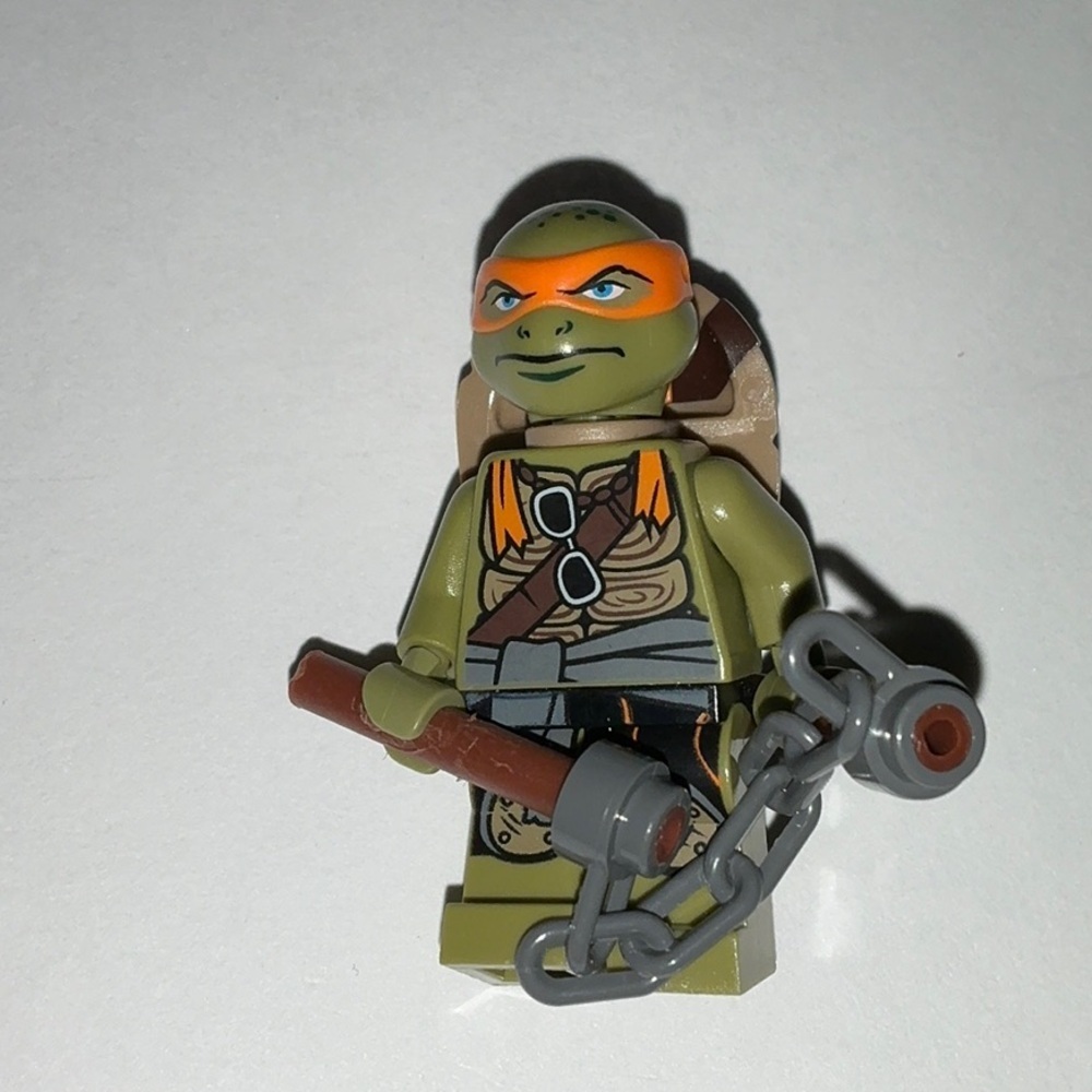 LEGO® TMNT Minifigure: Michelangelo c06